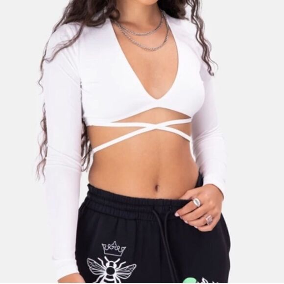 🪦 Adika White Cropped Top Long Sleeves Size Small - Picture 1 of 6